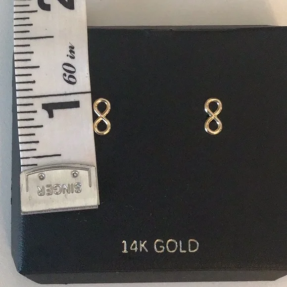 14K Gold Dainty Infinity Earrings NWOT - Picture 4 of 4